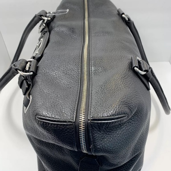 Michael Kors Unisex Weekender Black Leather Travel Bag Duffle Size 21”x13”x6” - Picture 6 of 7